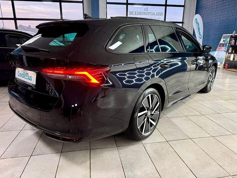 Gebraucht Skoda Octavia SportLine 150 PS (110 kW) 2025 Schwarz Kombi