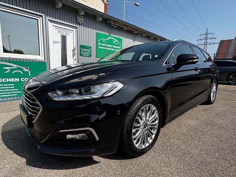 Schwarz Gebraucht 2020 Ford Mondeo Titanium Limousine | 10.390 € (Fairer Preis) - Bild 1/4