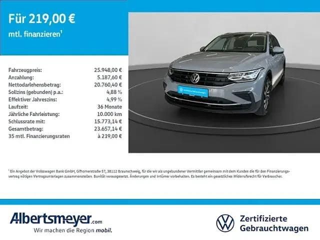 Grau Gebraucht 2021 VW Tiguan Active SUV | 25.489 € (Fairer Preis) - Bild 1/4