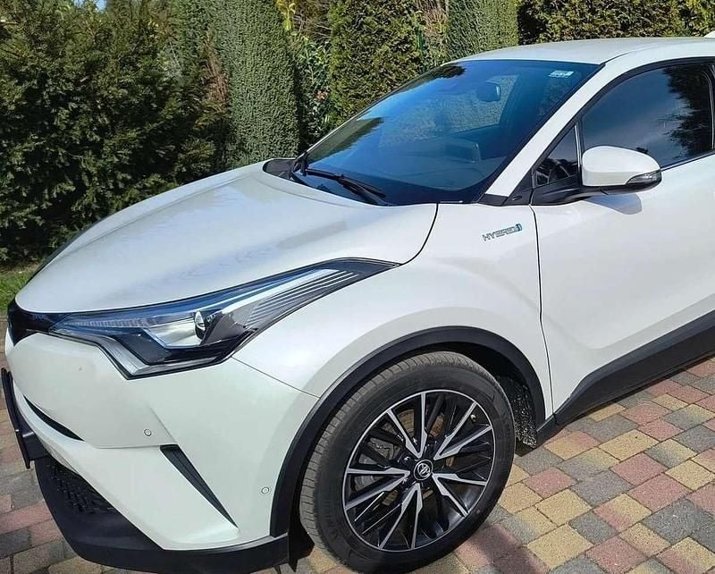 Weiß Gebraucht 2018 Toyota C-HR Executive SUV | 12.150 € (Superpreis) - Bild 1/4