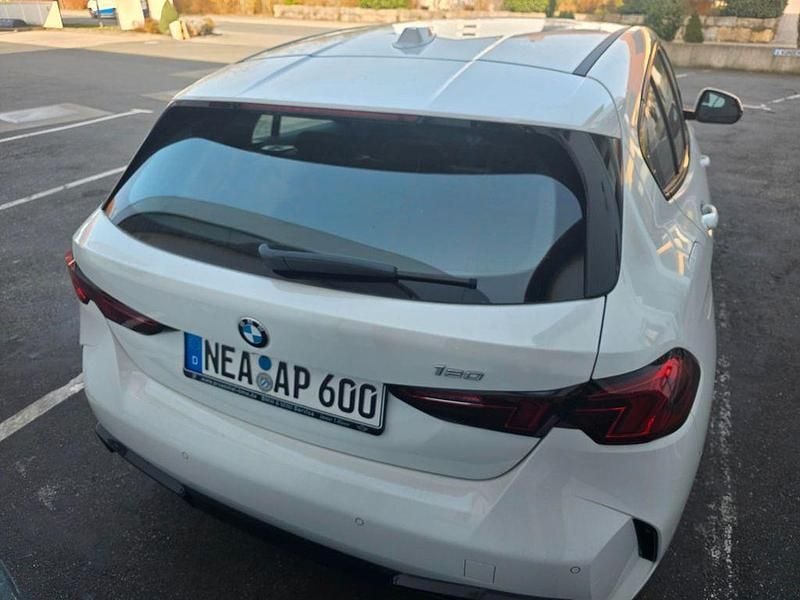 Gebraucht BMW 120 170 PS (125 kW) 2024 Weiß Kleinwagen