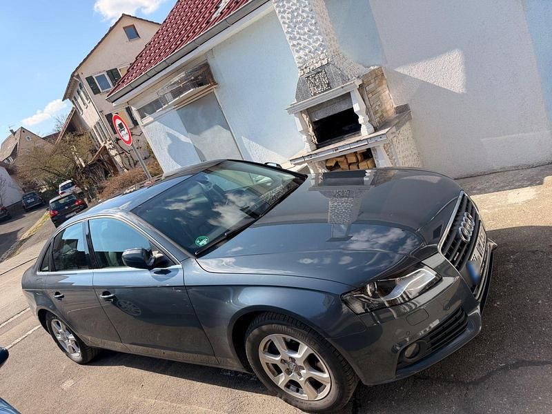 Gebraucht Audi A4 Ambiente 211 PS (155 kW) 2010 Grau Limousine