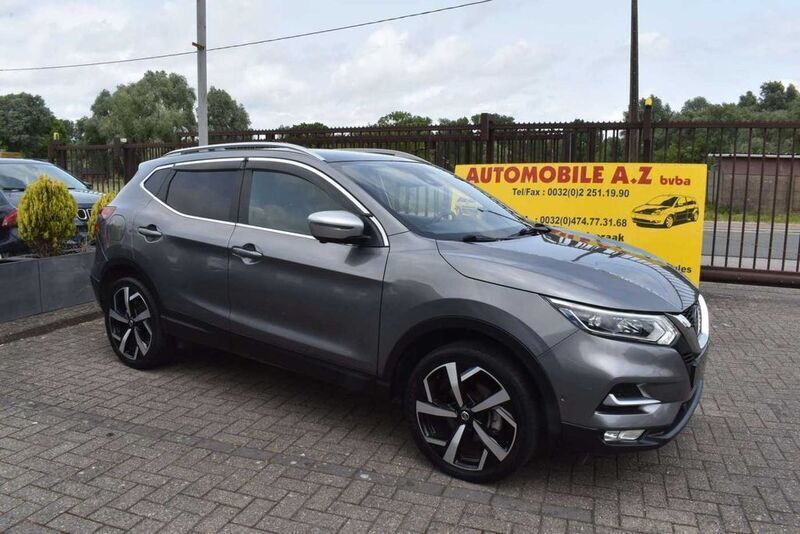Grau Gebraucht 2019 Nissan Qashqai Pack SUV | 17.999 € - Bild 1/4