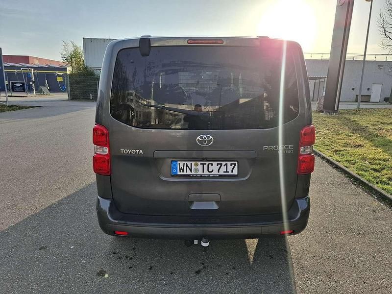 Gebraucht Toyota Proace Verso Team 177 PS (130 kW) 2022 Kombi