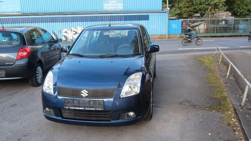 Gebraucht Suzuki Swift Comfort 92 PS (67 kW) 2007 Blau Limousine