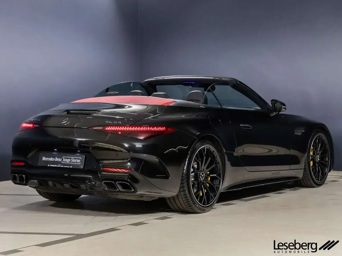 Gebraucht Mercedes SL63 AMG AMG 585 PS (430 kW) 2024 Obsidianschwarz Cabrio