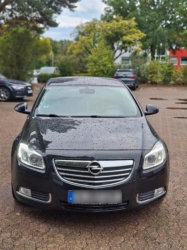 Schwarz Gebraucht 2013 Opel Insignia Limousine | 5.900 € (Guter Preis) - Bild 1/4