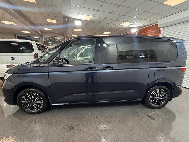 Gebraucht VW Multivan 150 PS (110 kW) 2025 Blau Van