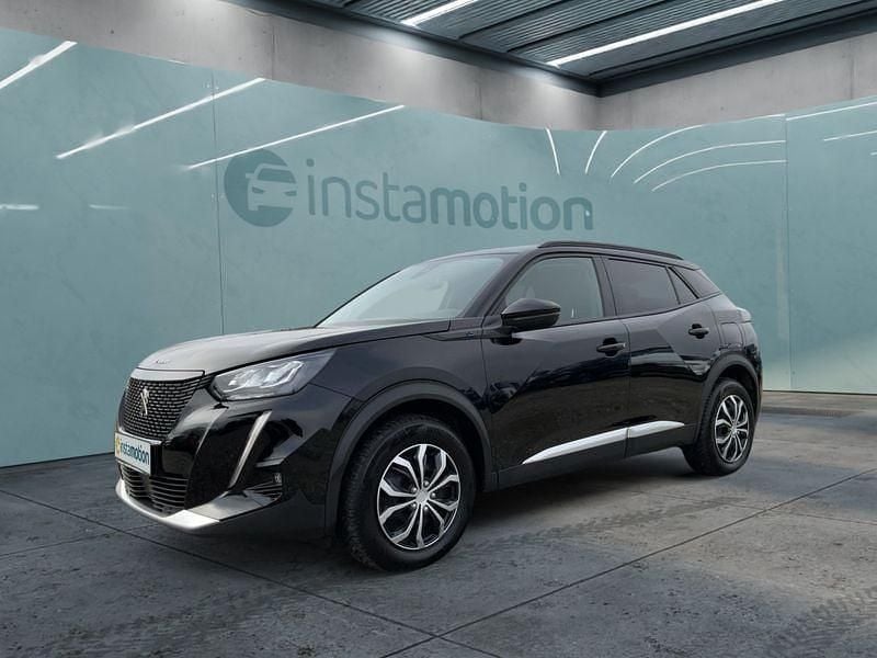Schwarz Gebraucht 2021 Peugeot e-2008 Allure SUV | 18.599 € (Fairer Preis) - Bild 1/4