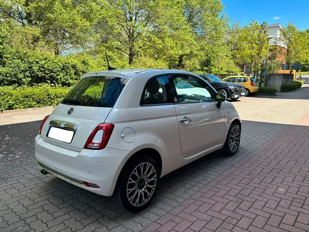 Gebraucht Fiat 500 Mirror 69 PS (50 kW) 2019 Weiß Kleinwagen