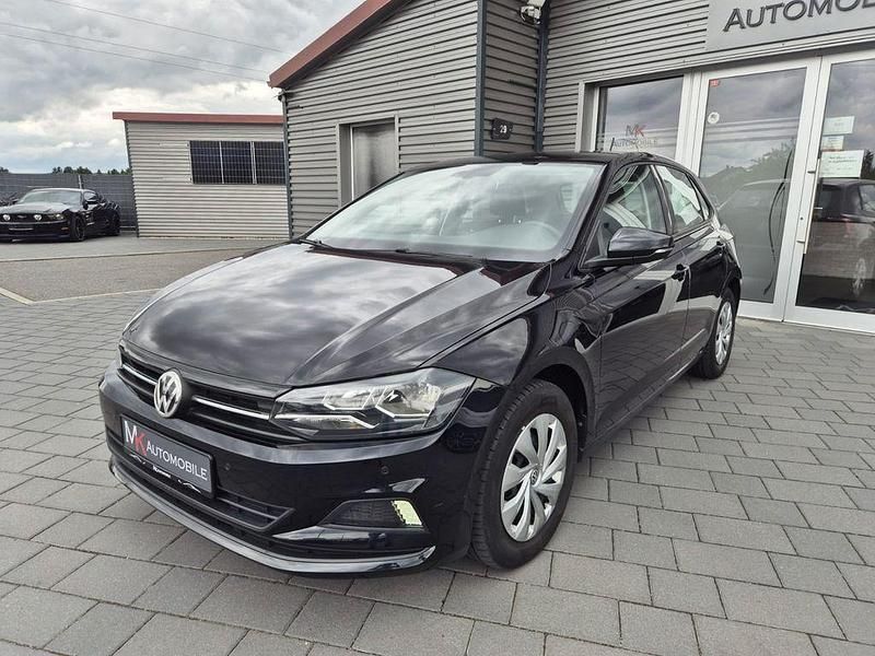 Second-hand VW Polo Comfortline 75 CP (55 kW) 2018 Negru Berlinǎ