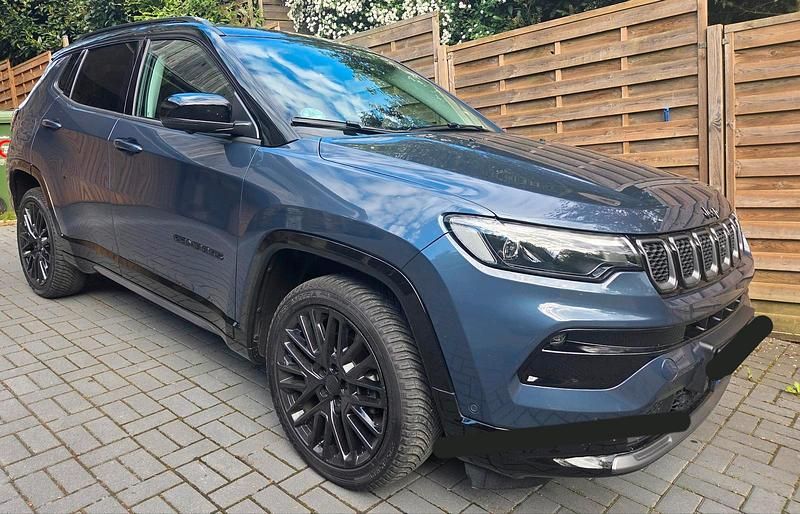 Blau Gebraucht 2024 Jeep Compass SUV | 24.500 € (Superpreis) - Bild 1/4