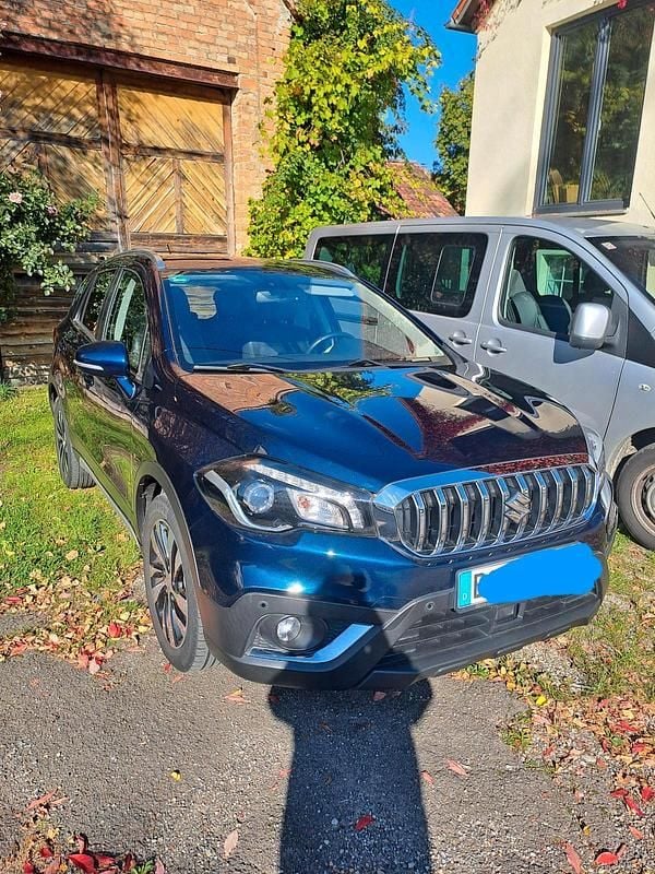 Gebraucht Suzuki SX4 140 PS (102 kW) 2020 Blau SUV