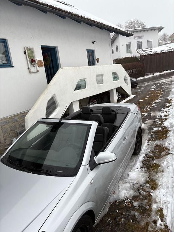 Gebraucht Opel Astra Cabriolet 150 PS (110 kW) 2008 Silber Cabrio