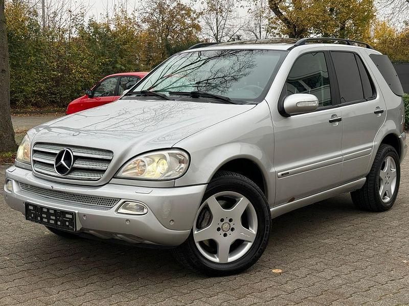 Silber Gebraucht 2003 Mercedes ML500 SUV | 7.990 € (Teuer) - Bild 1/4