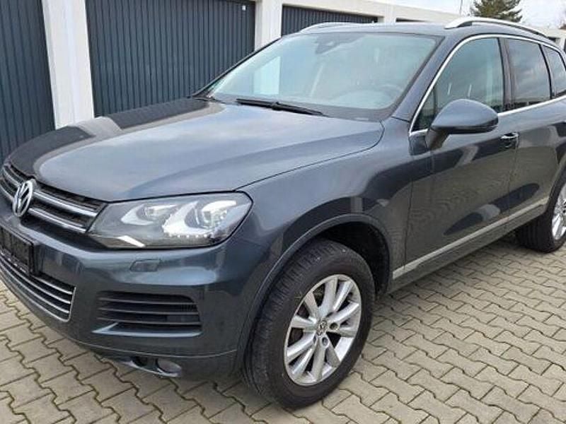 Grau Gebraucht 2014 VW Touareg SUV | 13.490 € (Guter Preis) - Bild 1/4