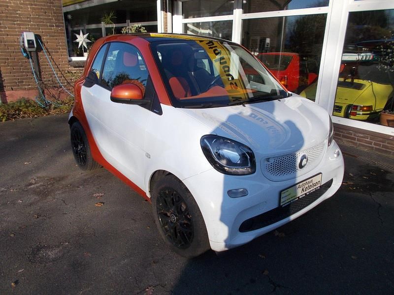 Gebraucht Smart ForTwo Coupé 71 PS (52 kW) 2015 Weiß Kleinwagen