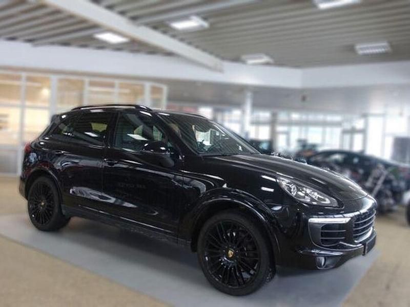 Gebraucht Porsche Cayenne Platinum Edition 262 PS (192 kW) 2016 Tiefschwarz SUV