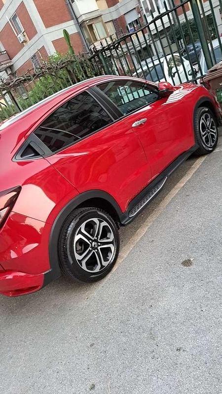 Rot Gebraucht 2017 Honda HR-V Executive SUV | 12.000 € (Fairer Preis) - Bild 1/4