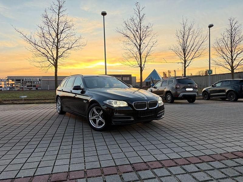 Gebraucht BMW 520 184 PS (135 kW) 2014 Schwarz Kombi