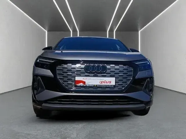 Gebraucht Audi Q4 Sportback e-tron Ambiente 125 kW (170 PS) 2023 Taifungrau metallic SUV