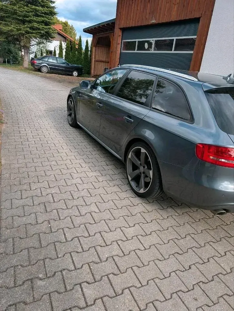 Gebraucht Audi A4 S-Line 240 PS (176 kW) 2011 Grau Kombi