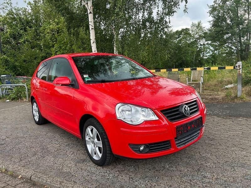 Rot Gebraucht 2009 VW Polo United Limousine | 2.499 € (Fairer Preis) - Bild 1/4