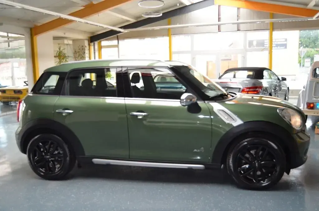 Gebraucht Mini Cooper D Countryman 111 PS (81 kW) 2016 Grün SUV