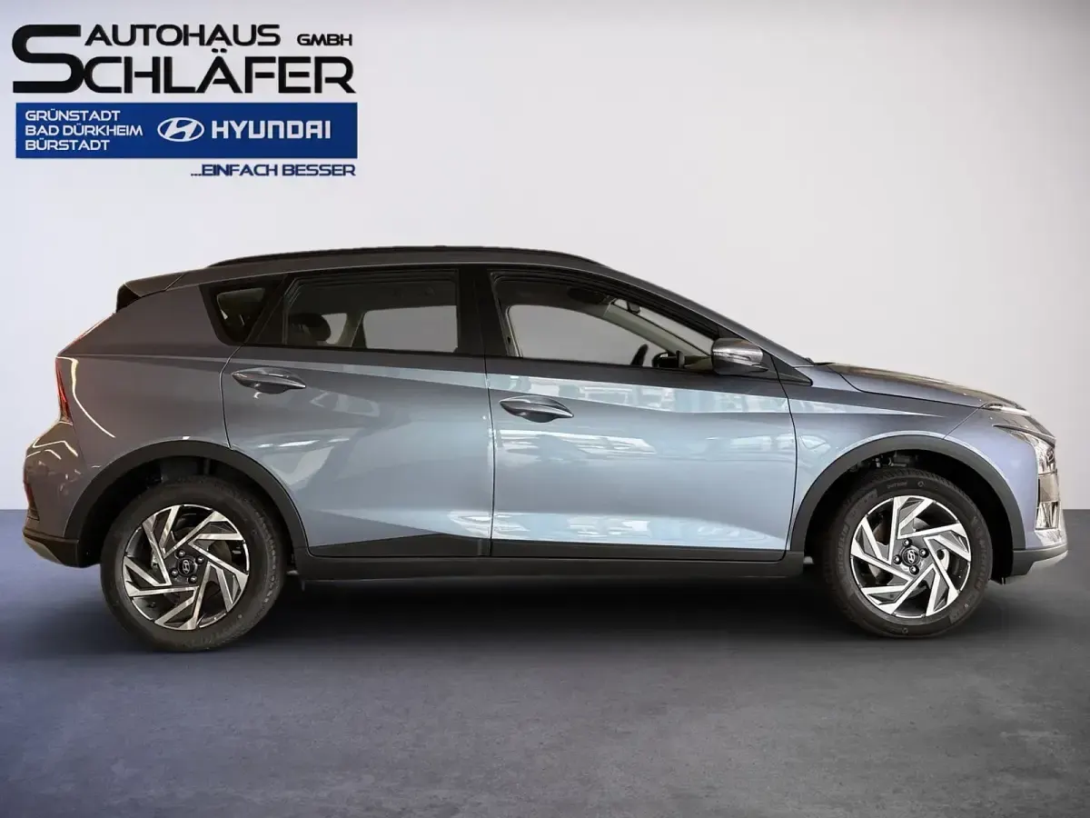 Neu Hyundai Bayon Trend 101 PS (74 kW) 2025 Meta blue / mic SUV