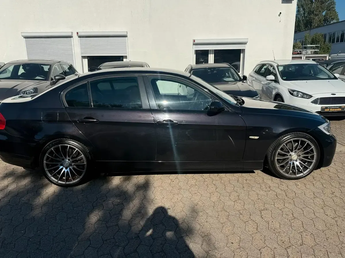 Gebraucht BMW 330 258 PS (189 kW) 2007 Limousine