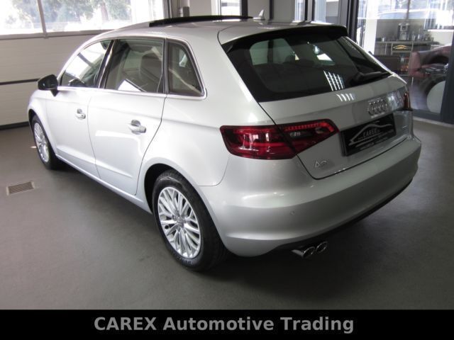 Gebraucht Audi A3 Ambiente 150 PS (110 kW) 2013 Silber metallic Kleinwagen