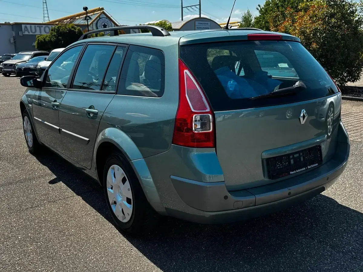Gebraucht Renault Mégane GrandTour Avantage 110 PS (80 kW) 2008 Green metallic Kombi