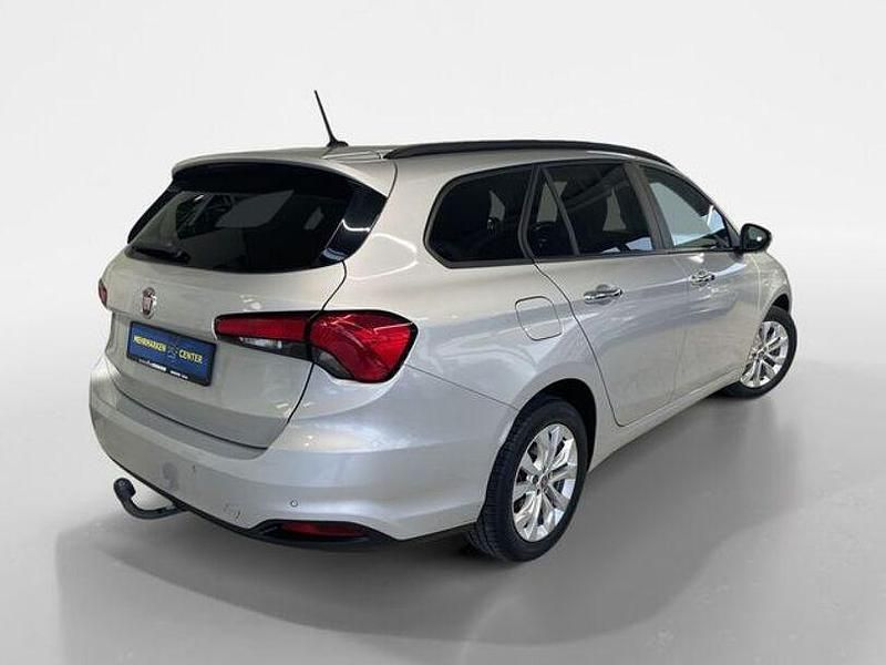 Gebraucht Fiat Tipo Easy 120 PS (88 kW) 2017 Grigio garbato Kombi