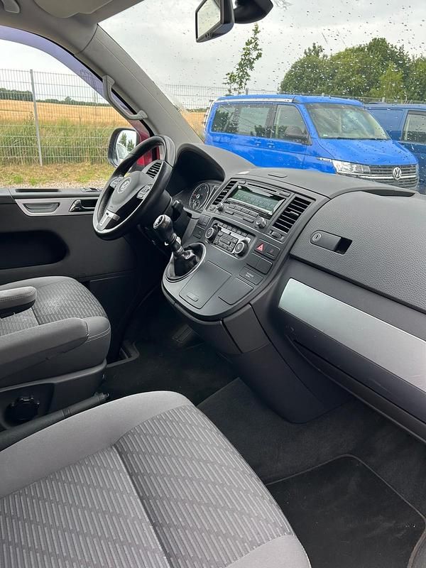 Second-hand VW T5 180 CP (132 kW) 2012 Roșu Van