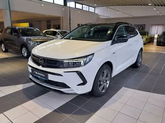 Gebraucht Opel Grandland X Elegance 131 PS (96 kW) 2023 Weiß SUV