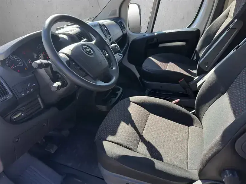 Gebraucht Opel Movano 2024 Weiss Van