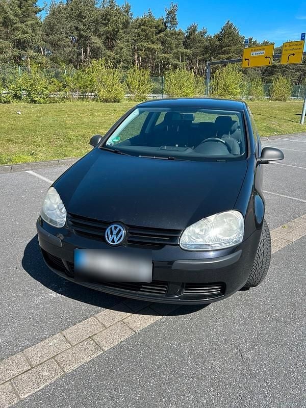 Usata VW Golf V 80 CV (58 kW) 2007 Nero Utilitaria