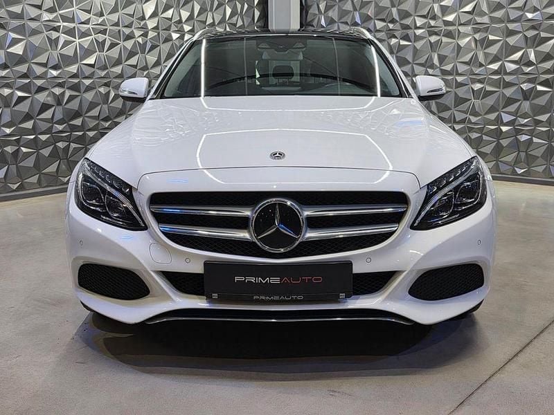 Gebraucht Mercedes C300e 204 PS (150 kW) 2016 Weiß Limousine