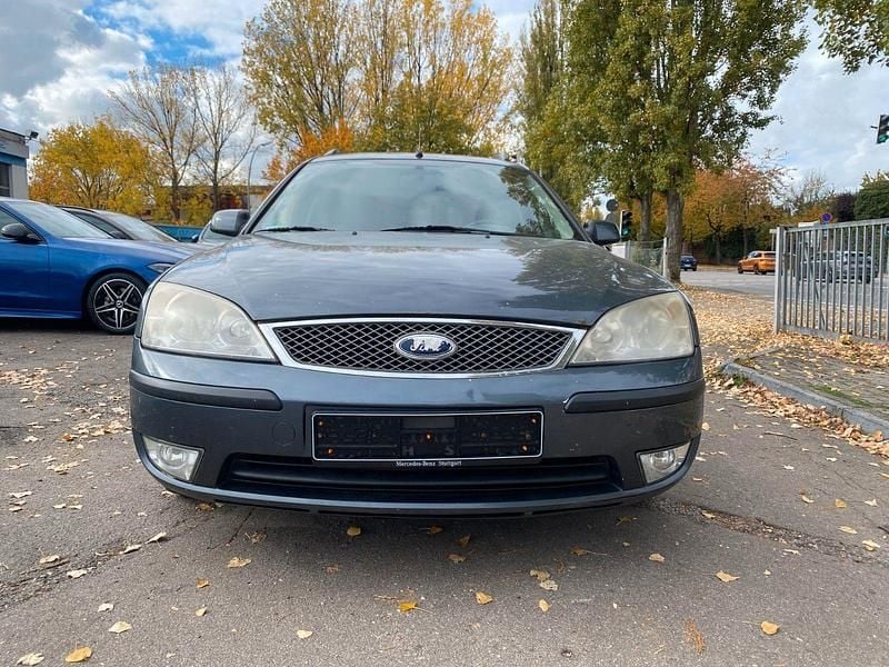 Grau Gebraucht 2004 Ford Mondeo Kombi | 890 € (Guter Preis) - Bild 1/4