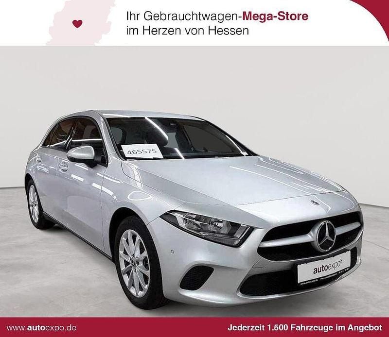 Gebraucht Mercedes A250 160 PS (117 kW) 2022 Silber Limousine
