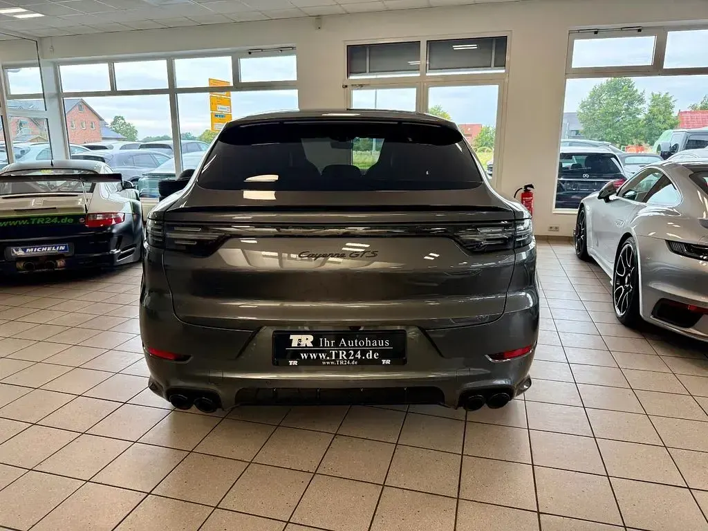 Gebraucht Porsche Cayenne GTS 460 PS (338 kW) 2023 Quarzitgraumetallic SUV