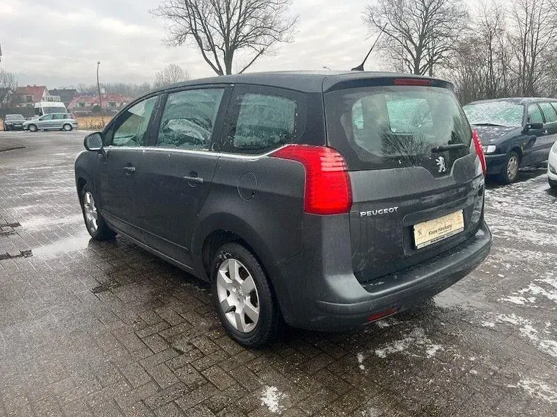 Gebraucht Peugeot 5008 Premium 109 PS (80 kW) 2010 Grau Van / Kleinbus