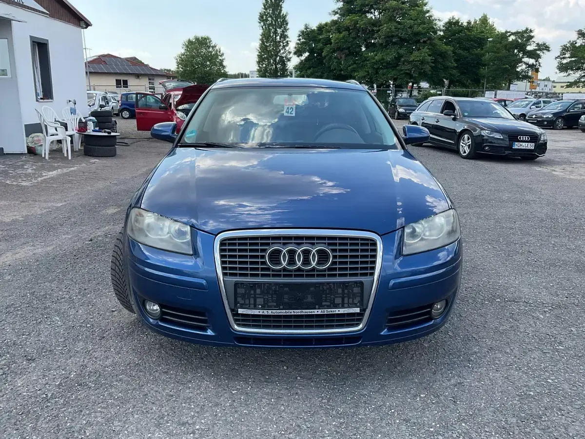 Gebraucht Audi A3 Sportback Ambition 150 PS (110 kW) 2006 Blau Kleinwagen
