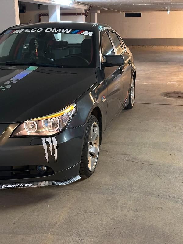 Gebraucht BMW 525 193 PS (141 kW) 2004 Grün Limousine