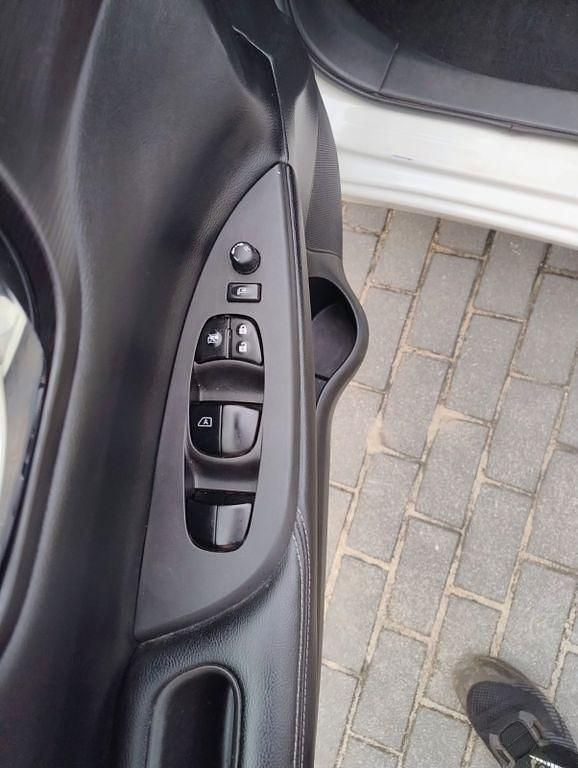 Gebraucht Nissan Pulsar Tekna 110 PS (80 kW) 2015 Weiß Kleinwagen