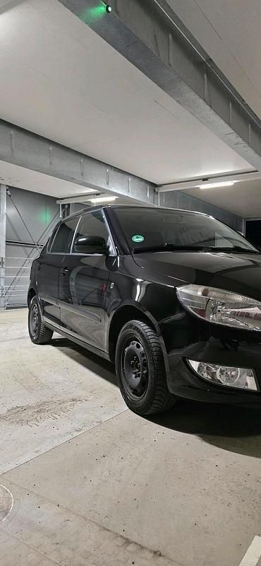Gebraucht Skoda Fabia 60 PS (44 kW) 2010 Schwarz Kleinwagen