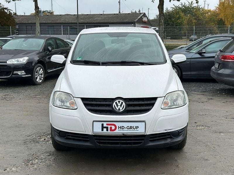 Gebraucht VW Fox Basis 54 PS (39 kW) 2005 Weiß Kleinwagen