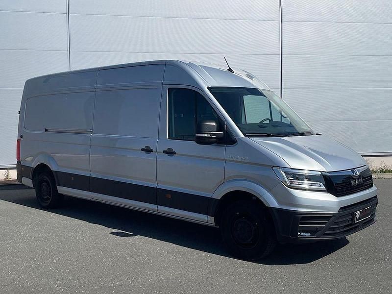 Gebraucht MAN TGE 163 PS (119 kW) 2024 Silber Van