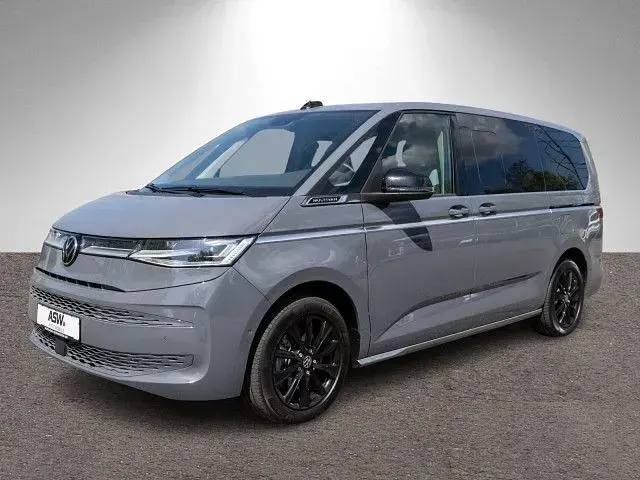 Usado VW Multivan Style 150 HP (110 kW) 2023 Cinzento Monovolume