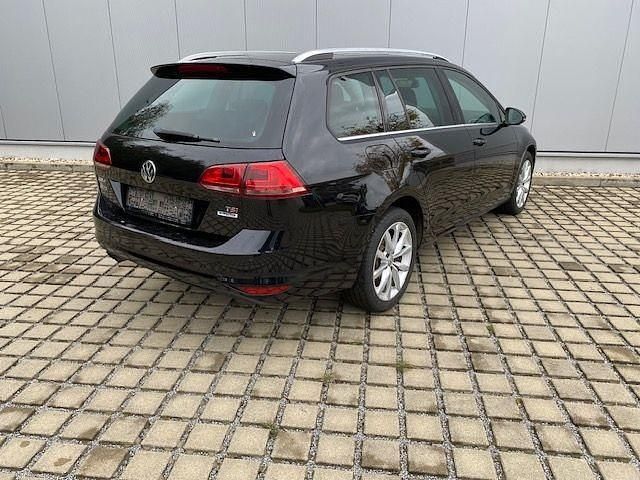 Gebraucht VW Golf VII Highline 150 PS (110 kW) 2015 Schwarz Kombi